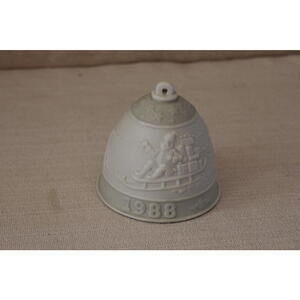 Lladro 1988 Christmas Porcelain Bell – No. 5525